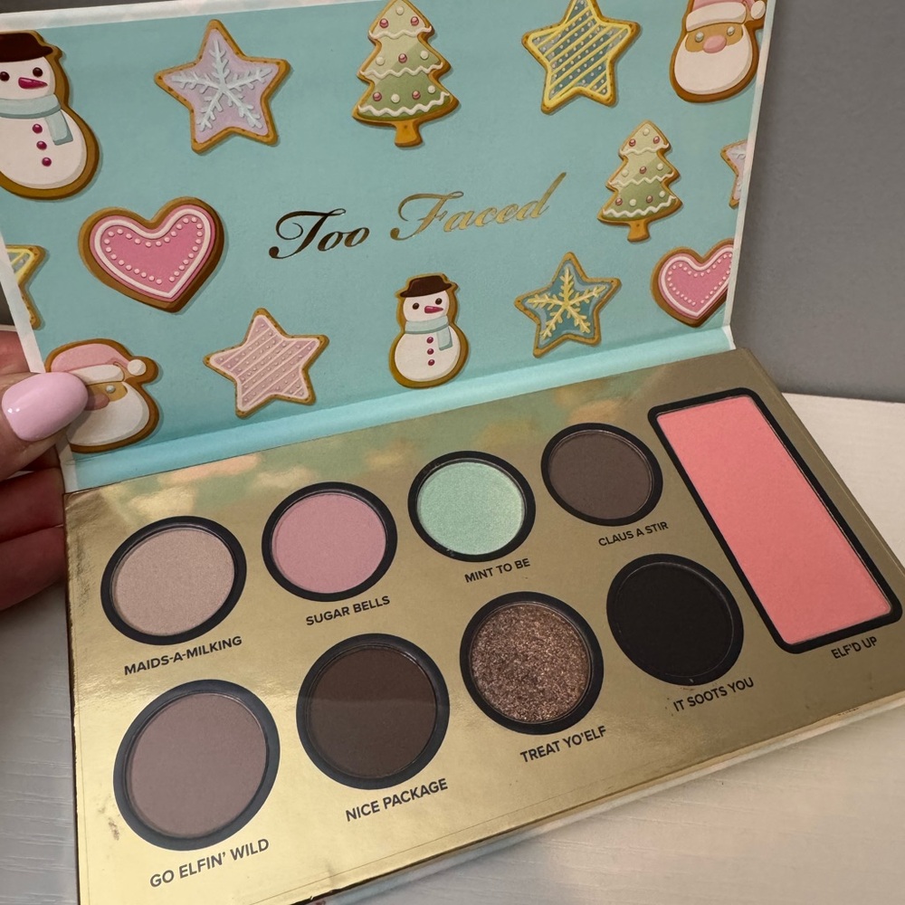 ⛄️Too Faced Christmas Bake Shoppe Sugar Cookie Palette - Picture 5 of 7